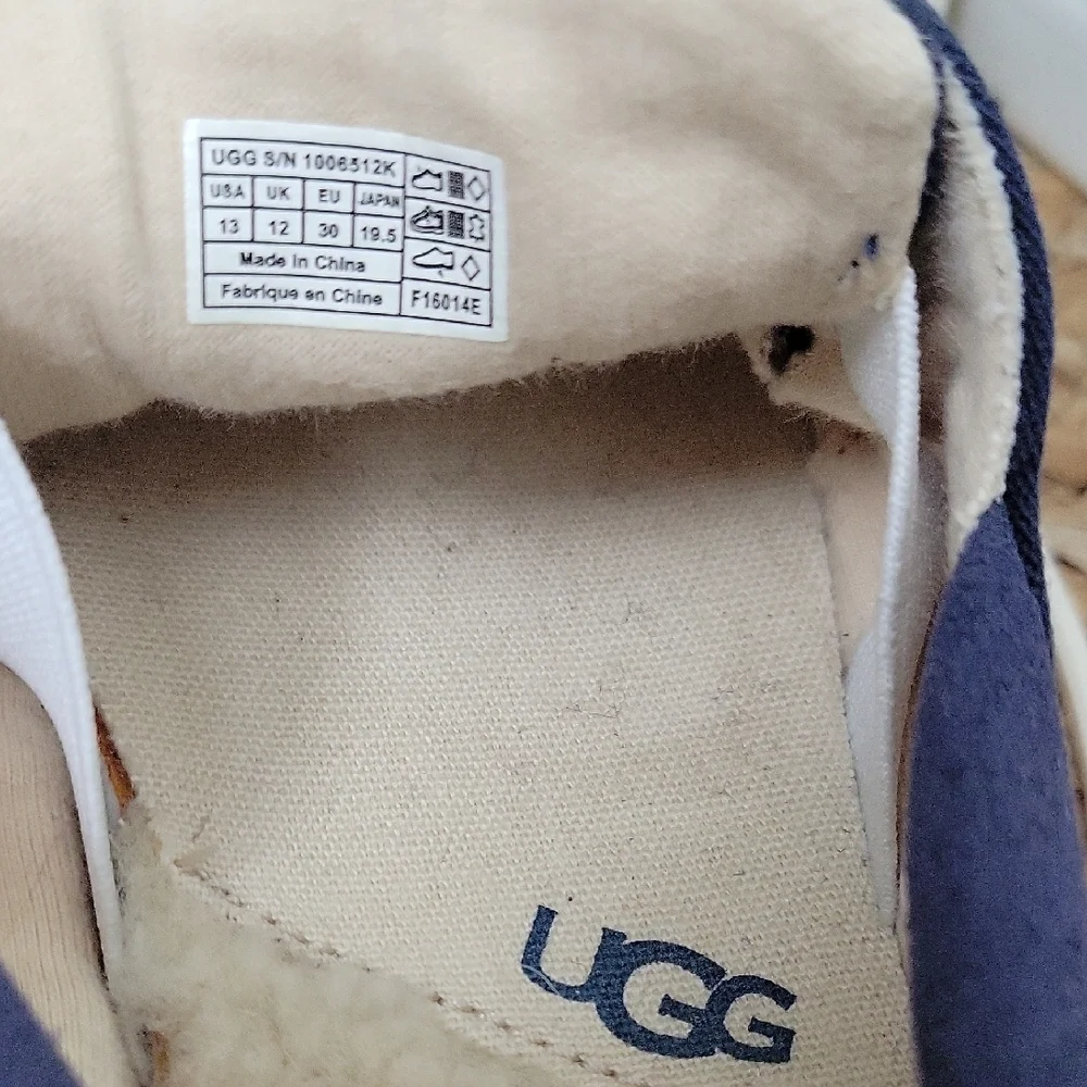 UGG Kids Moccasins in Navy and Cream